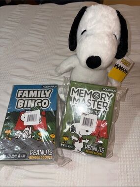 Peanuts beagle scouts Snoopy stuffed dog family, bingo, memory, master games new